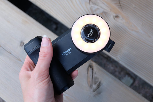 Smartphone grip: zo maak je van je telefoon een camera (en waarom creators dit nu massaal doen)