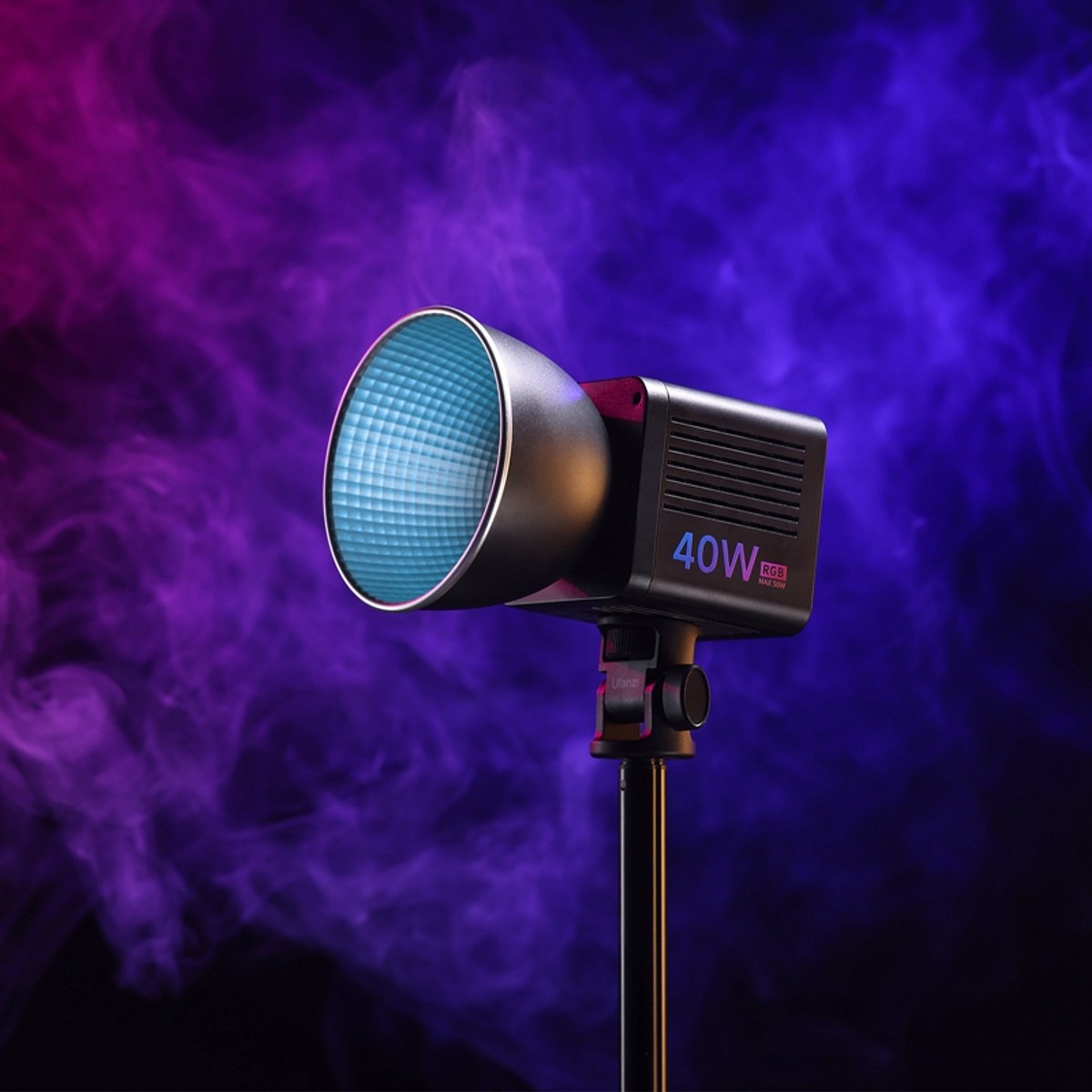 Ulanzi 40WRGB COB-Lampe RGB mit eingebautem Akku